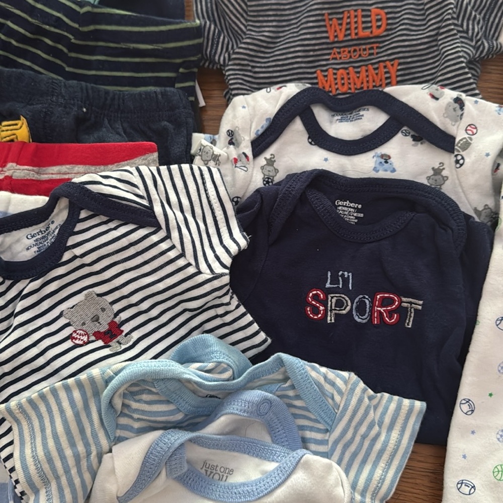 HUGE 32pc newborn lot
